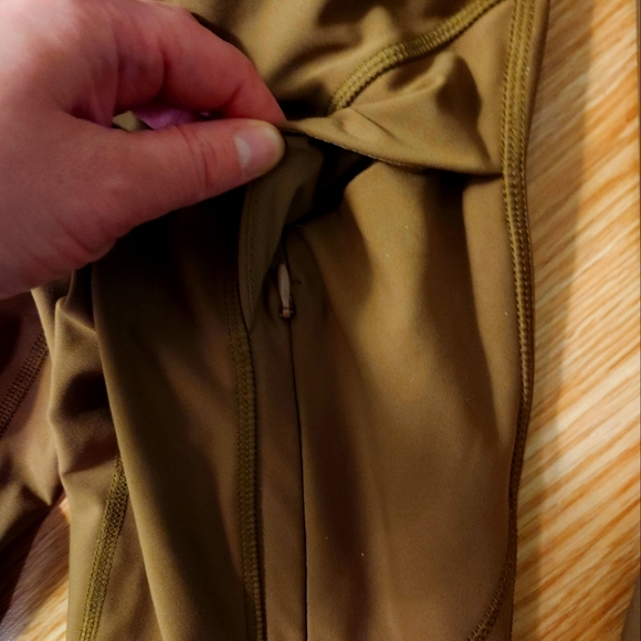 Two Pairs Old Navy Leggings - Picture 3 of 4